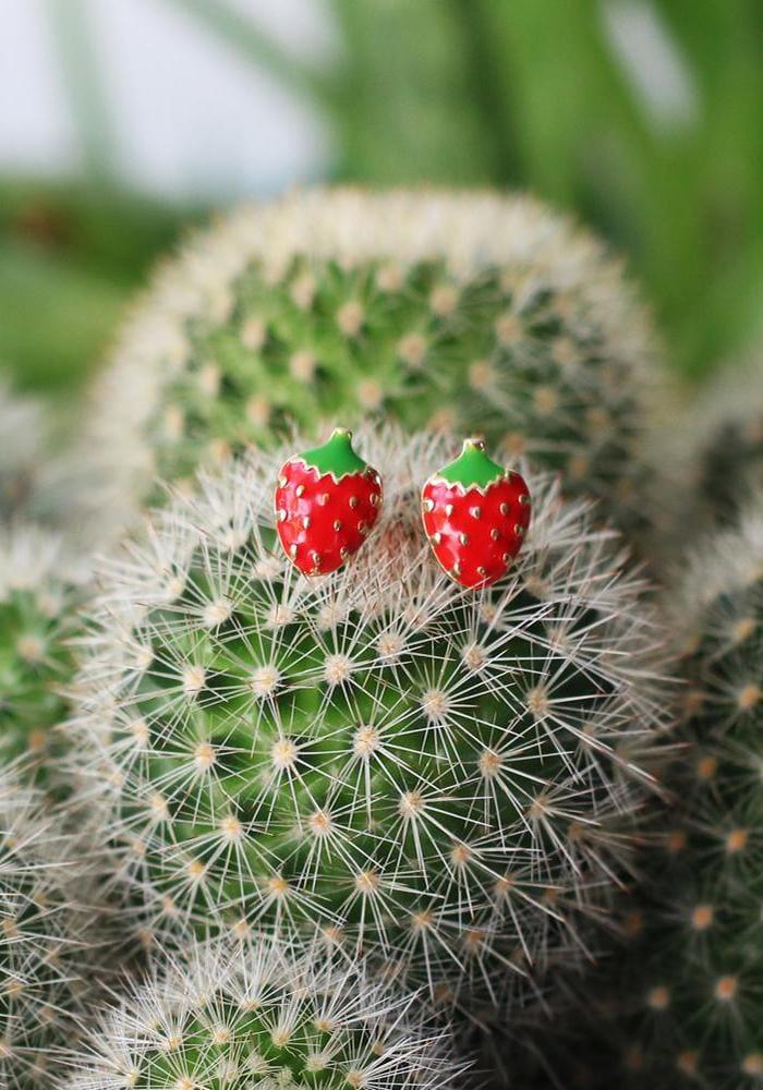 Strawberry Stud Earrings - Hula - Jewellery - Hula Beach