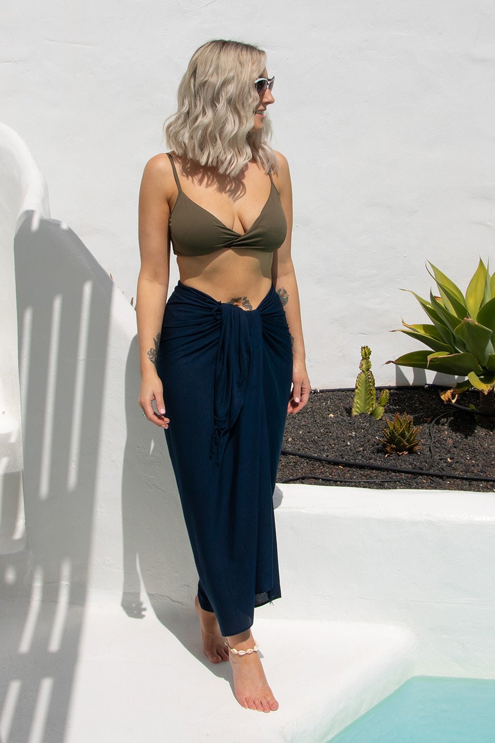 Navy blue sales sarongs